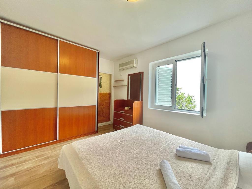 Parapid Apartment *